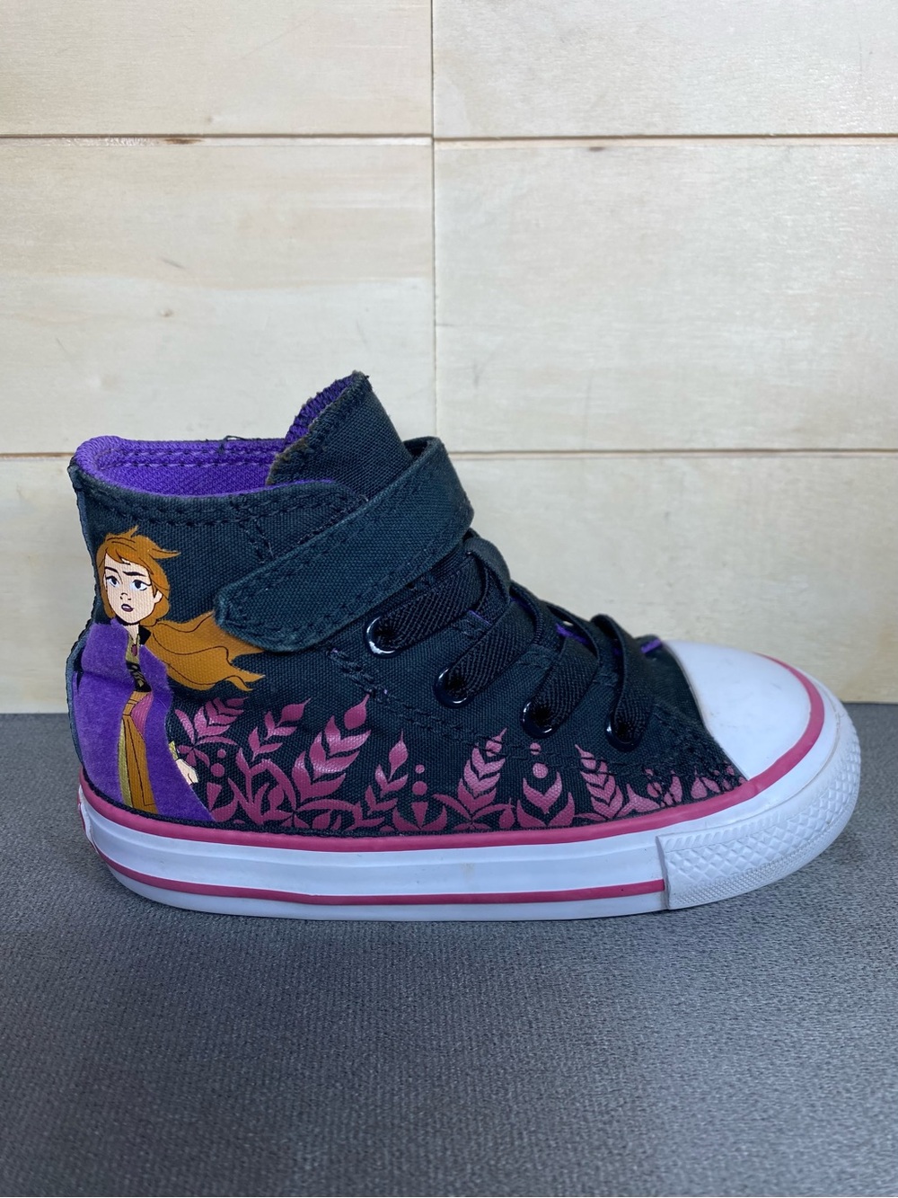 Converse x Disney Chuck Taylor High Top Anna Frozen Toddler Size 7 Shoes Black